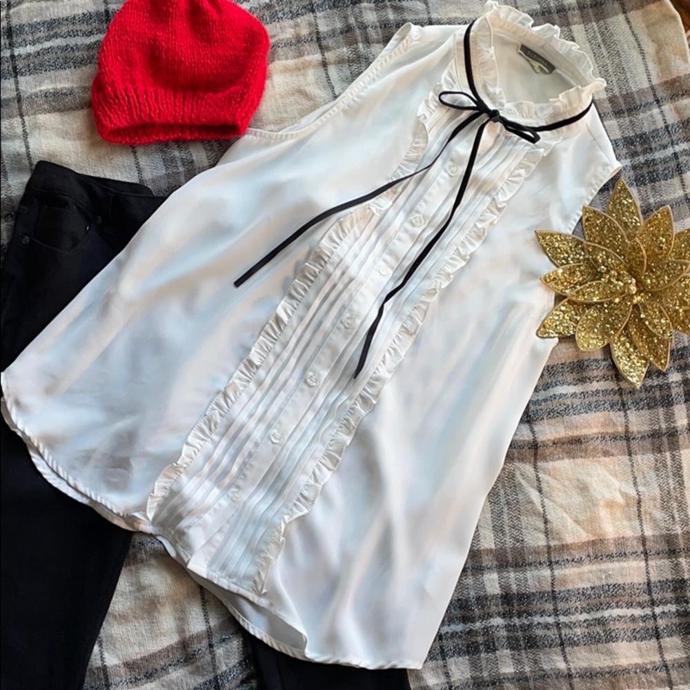 Pleione white sleeveless blouse M